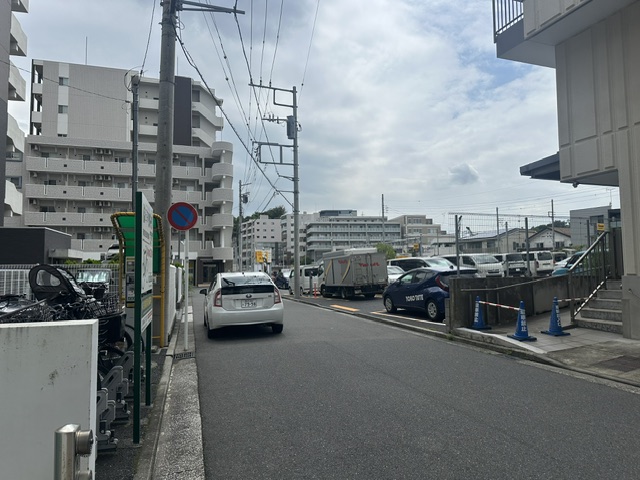 2275-2.jpg